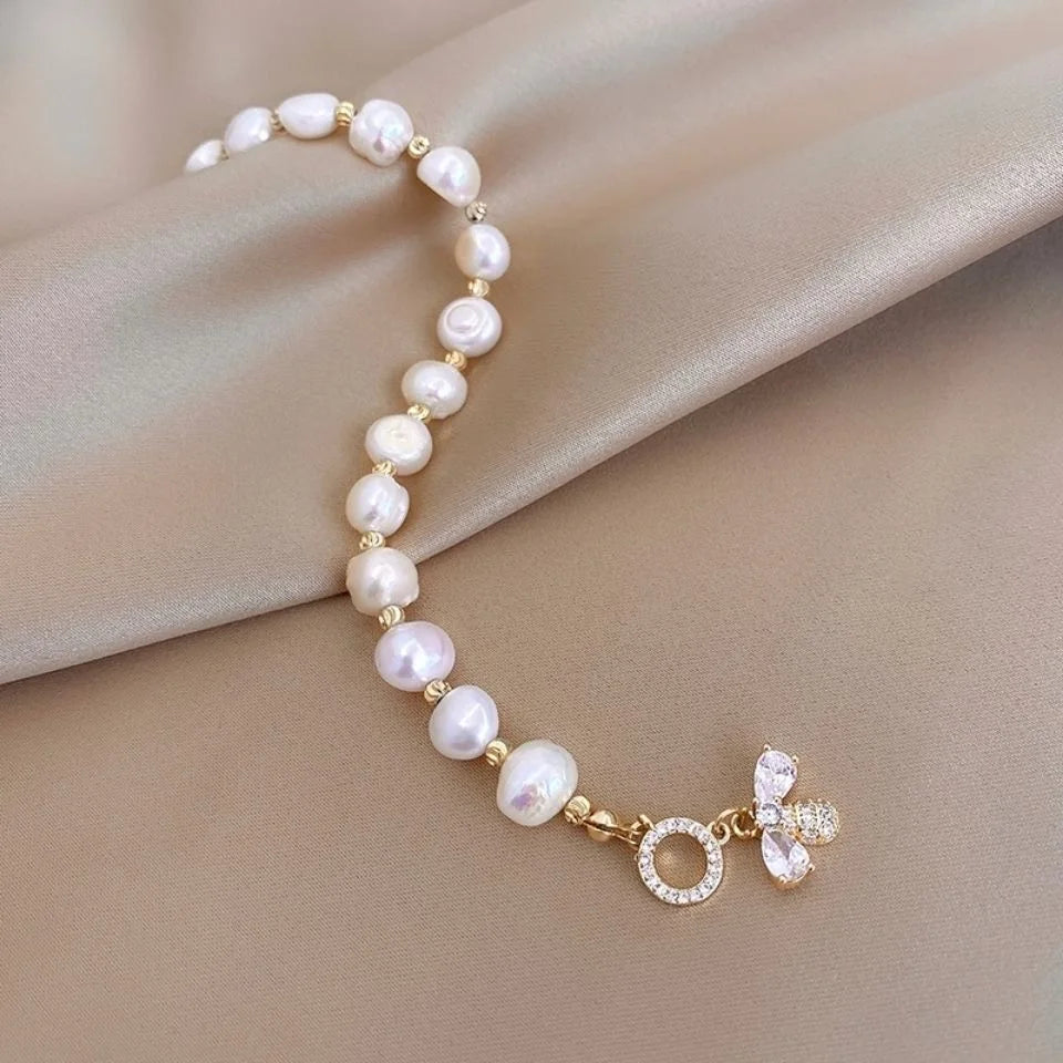 Elegant Baroque Pearl String Bracelet